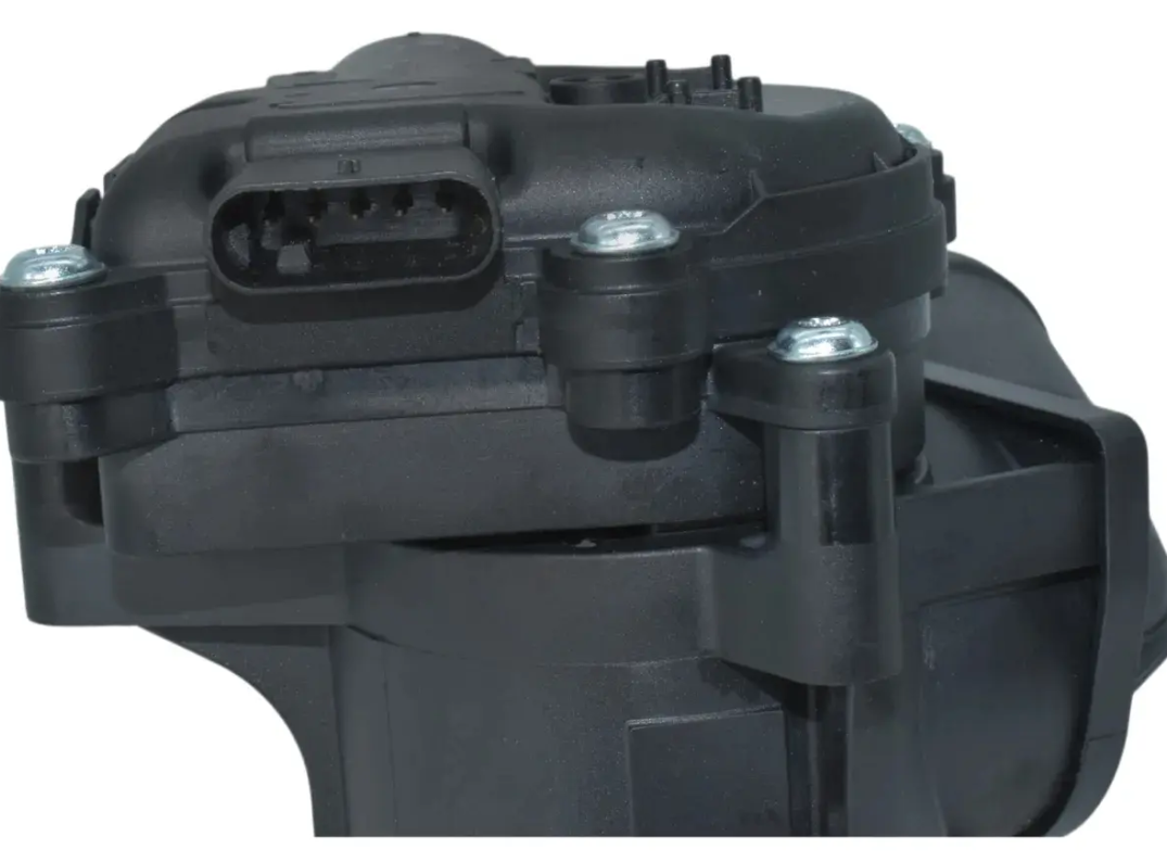 Toma De Agua Con Termostato Electrónico Para Kia Rio 1.6l 18-23
