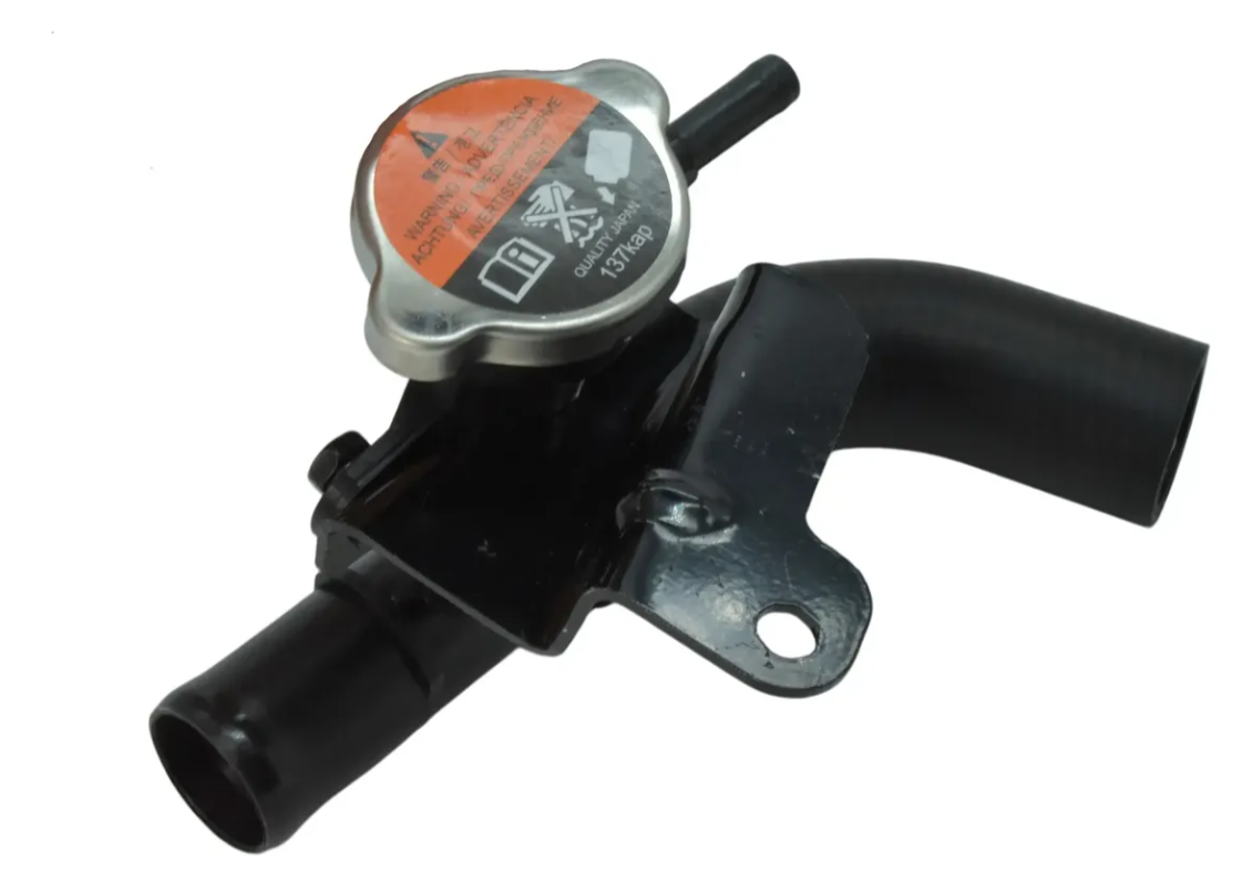 Toma De Llenado Radiador Con Manguera Para Nissan March Versa 1.6l